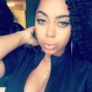 Meet your Posher, Tiera